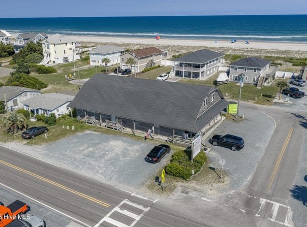625 S Anderson Boulevard, Topsail Beach, NC 28445