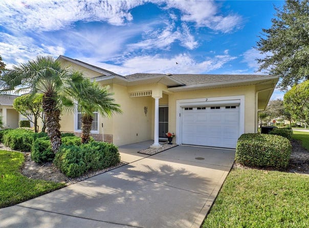 2 SUMMERWIND CIRCLE, PALM COAST, FL 32137