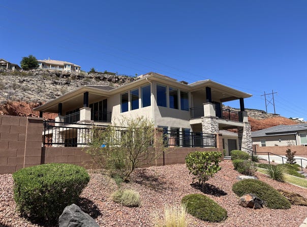 232 S Acantilado CIR, St George, UT 84790