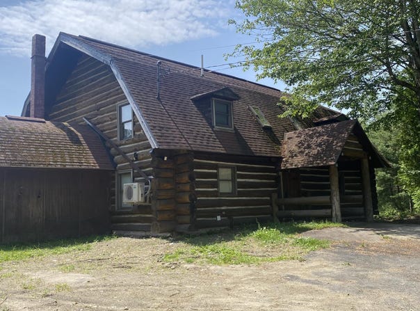 64 South Main Street, Athens, ME 04912