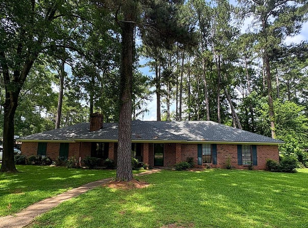 101 Dogwood Circle, Brandon, MS 39047