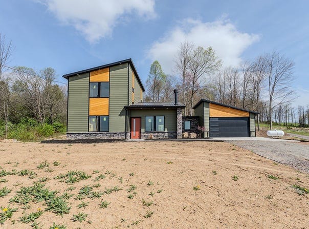 391 Sarvest Road, Addison Twp, PA 15411