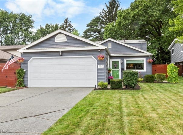 290 Butternut Lane, Berea, OH 44017