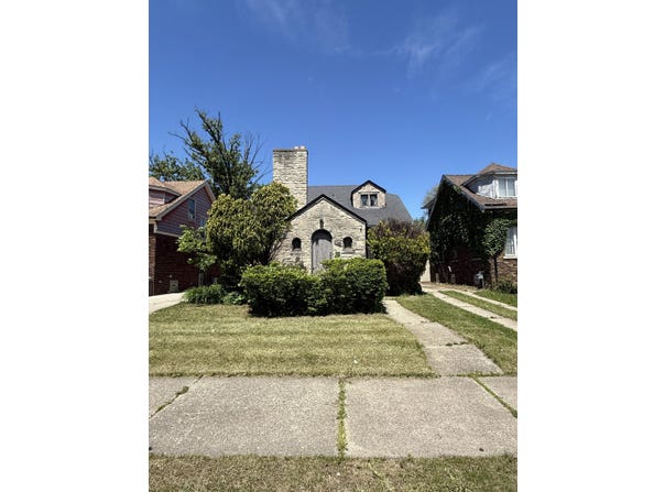 9142 YORKSHIRE Road, Detroit, MI 48224