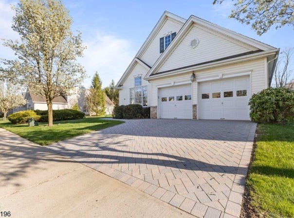37 Tallman Ln, Franklin Twp., NJ 08873-7264