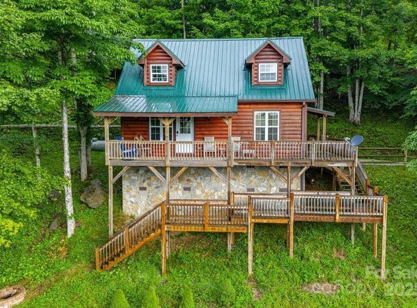 507 Appletree Drive, Newland, NC 28657