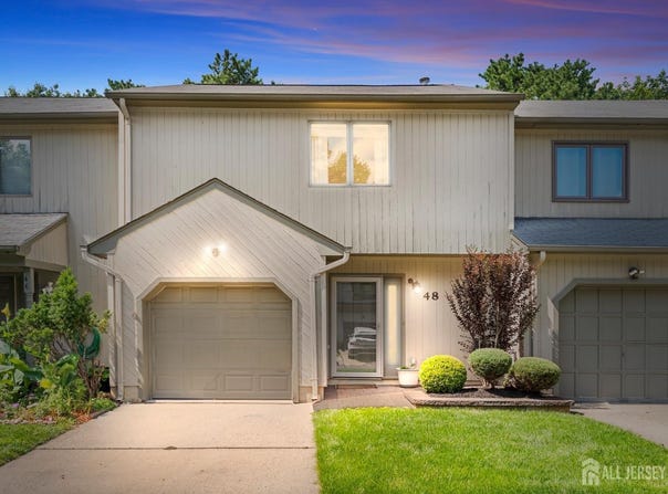 48 Carmel Court, Old Bridge, NJ 08857