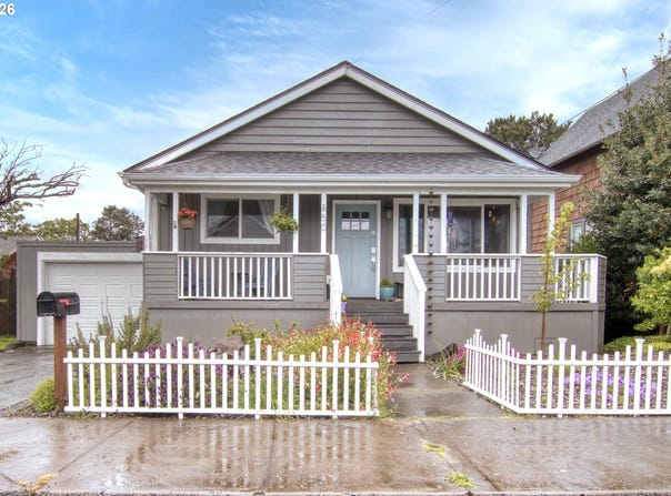 850 1ST Ave, Seaside, OR 97138