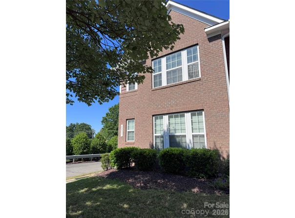 8211 Viewpoint Lane, Cornelius, NC 28031