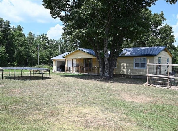 8360 Miracle  LN, Harrison, AR 72601