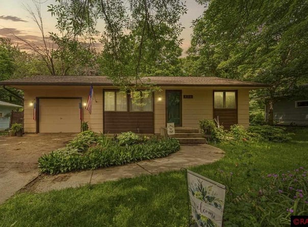 416 Livingston Court, Northfield, MN 55057
