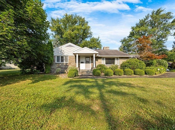 14 Pebble Hill Road N, DeWitt, NY 13214