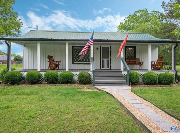408 Elora Road, Elora, TN 37328