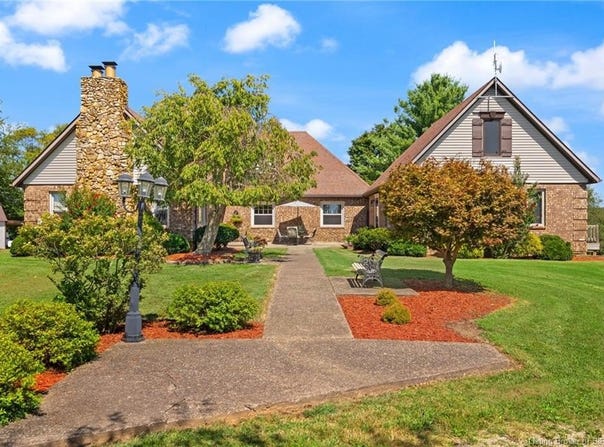 990 Hancock Chapel Road NW, Palmyra, IN 47164