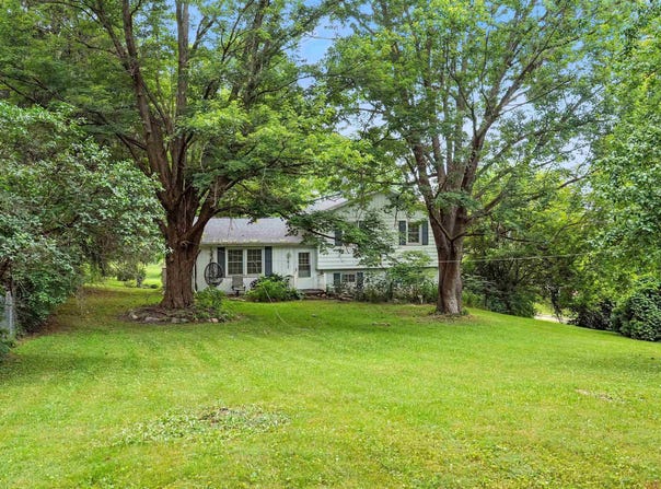 7617 W MAPLE Lane, Roanoke, IN 46783