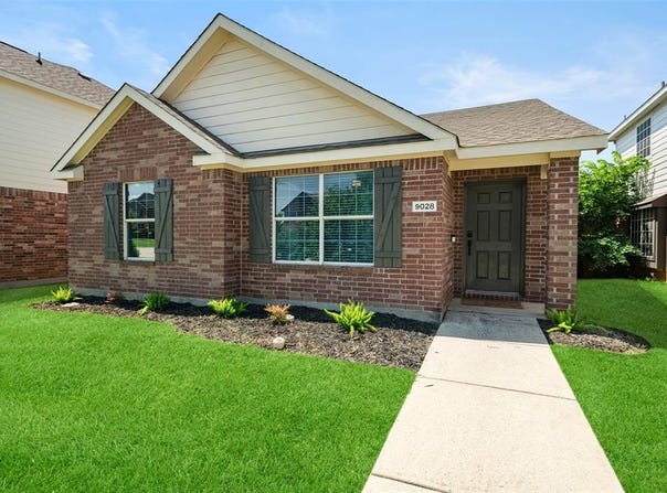 9028 Wild Rose Lane, Cross Roads, TX 76227