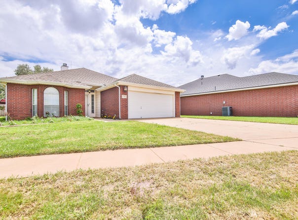 1707 76th Street, Lubbock, TX 79423