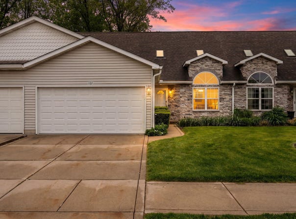 187 Fieldstone Drive, Chesterton, IN 46304