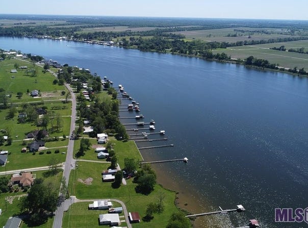 8049 Island Rd, Ventress, LA 70783