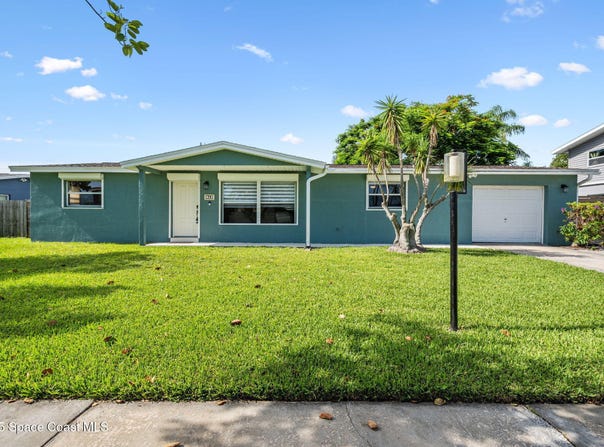 1751 Dodge Circle N, Melbourne, FL 32935