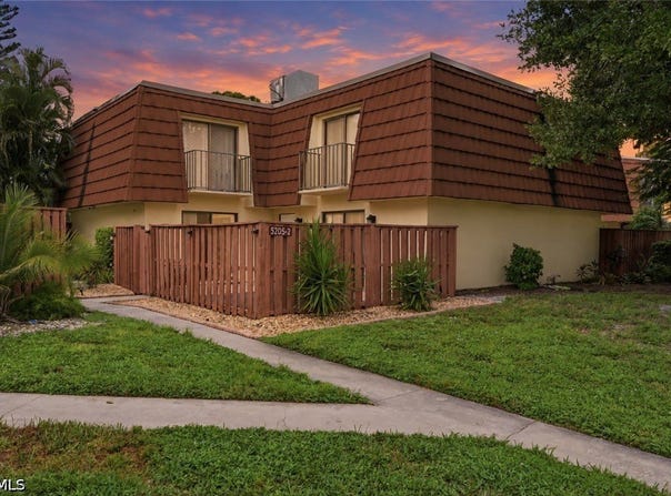 5205 Cedarbend Drive, Fort Myers, FL 33919