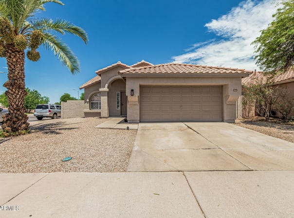984 W MORELOS Street, Chandler, AZ 85225