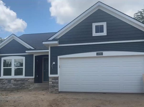 2290 Quarter Horse Drive, Cedar Springs, MI 49319