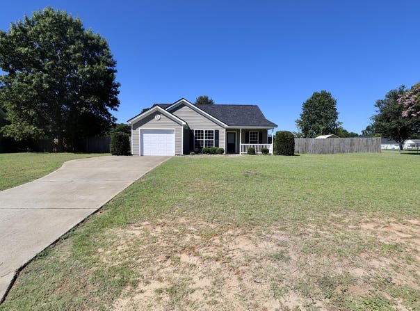3135 Expedition Drive, Dalzell, SC 29040