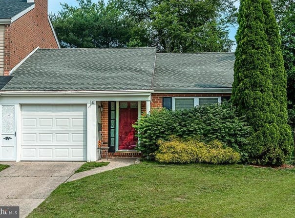 102 BROOKDALE PLACE, CLEMENTON, NJ 08021