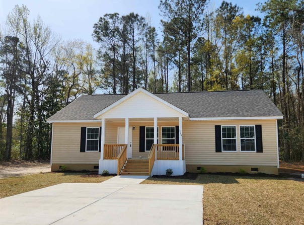 3544 Franklin St., Loris, SC 29569
