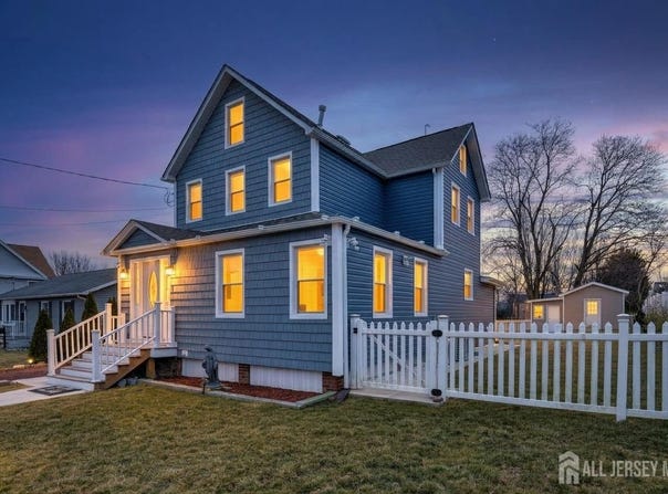 41 Lincoln Avenue, Jamesburg, NJ 08831