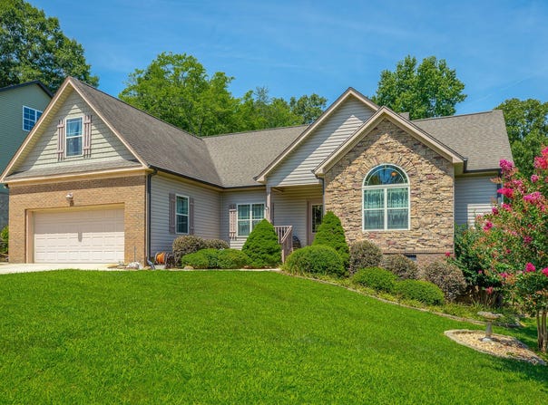 10807 Thatcher Crest Drive, Soddy Daisy, TN 37379
