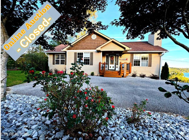 240 Mariner Point Rd, LaFollette, TN 37766