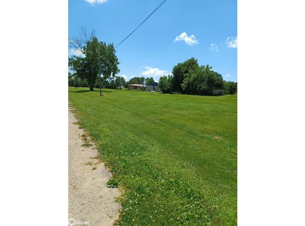 0 GRAND Street, Gladbrook, IA 50635-9999