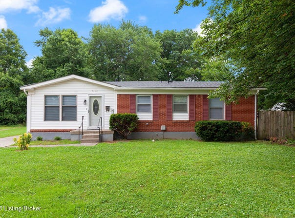 4916 Shumake Ct, Louisville, KY 40218