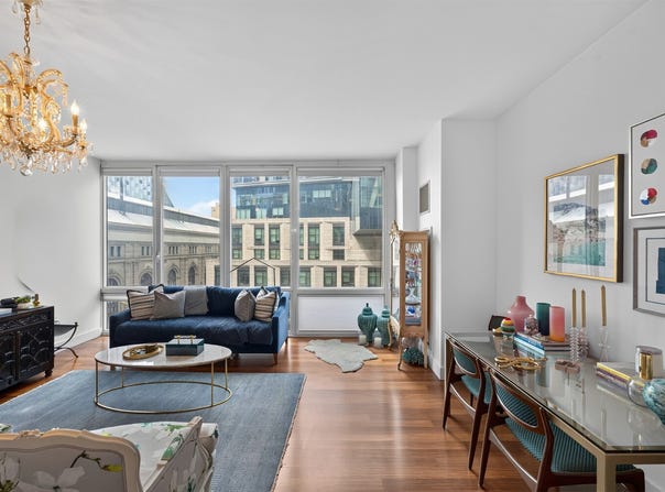 10 West End Avenue, New York, NY 10023