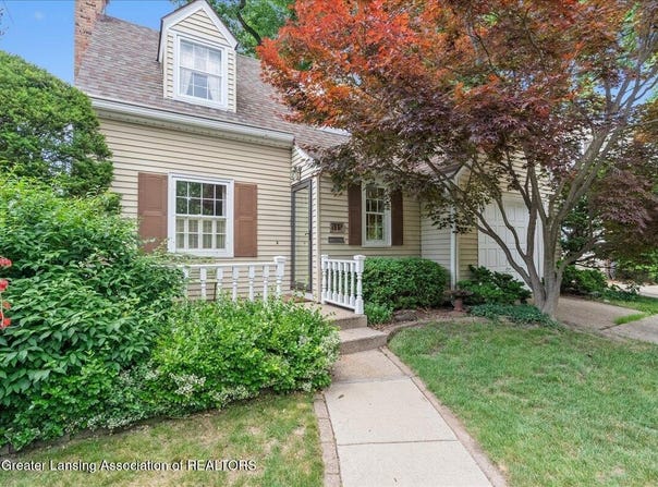 515 W Oakwood Drive, East Lansing, MI 48823