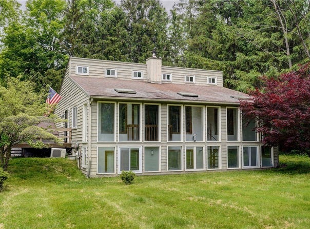 522 Canfield Road, Pittsford, NY 14534