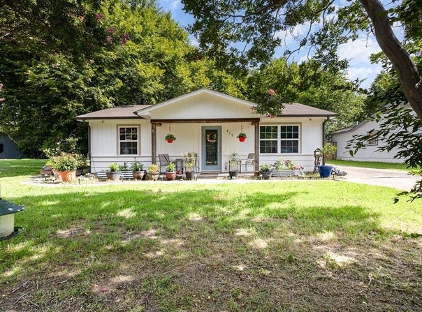 417 E 1st Street, Quinlan, TX 75474
