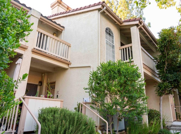 684 Sutton Crest Trail, Oak Park, CA 91377