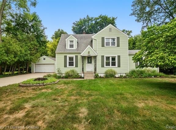 25875 Forestview Drive, Southfield, MI 48033
