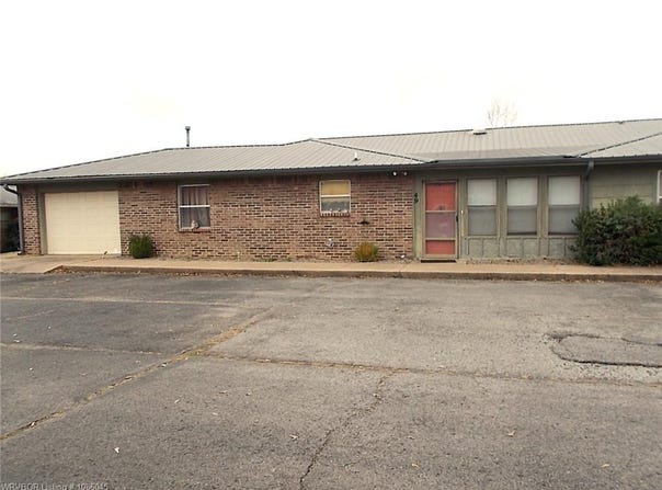101 Doris DR Unit #49, Sallisaw, OK 74955