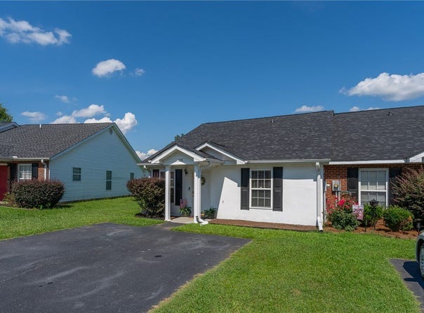 108 Pender Row Circle, Ninety Six, SC 29666