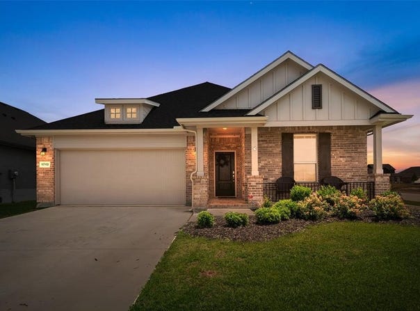 1713 Brindle Street, Justin, TX 76247
