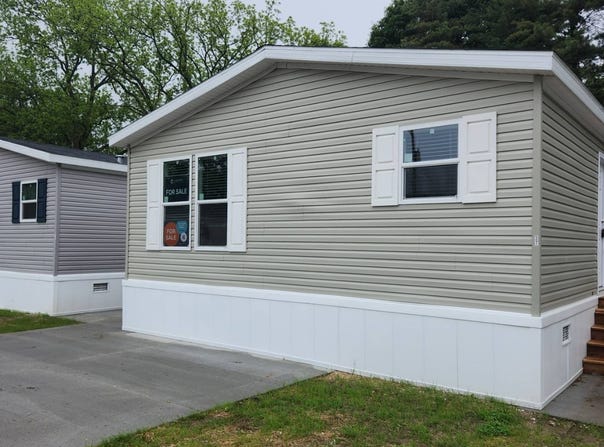 35 Parkview Dr., Vincennes, IN 47591