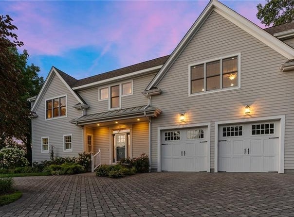 99 Boyce Avenue, Barrington, RI 02806