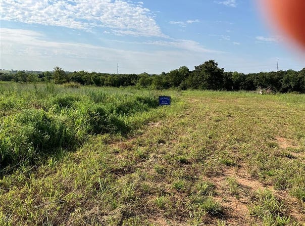 001 S May Avenue, Blanchard, OK 73010