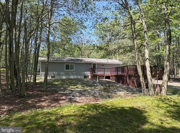 70 IROQUOIS PATH, GOULDSBORO, PA 18424