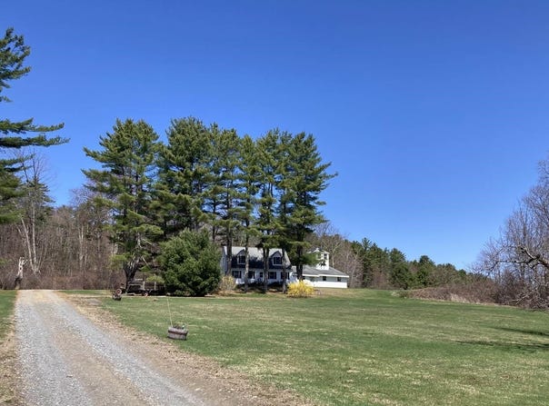 601 Bellows Falls Road, Putney, VT 05346