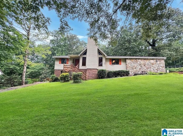 1134 ROCK CREST DRIVE, MCCALLA, AL 35111